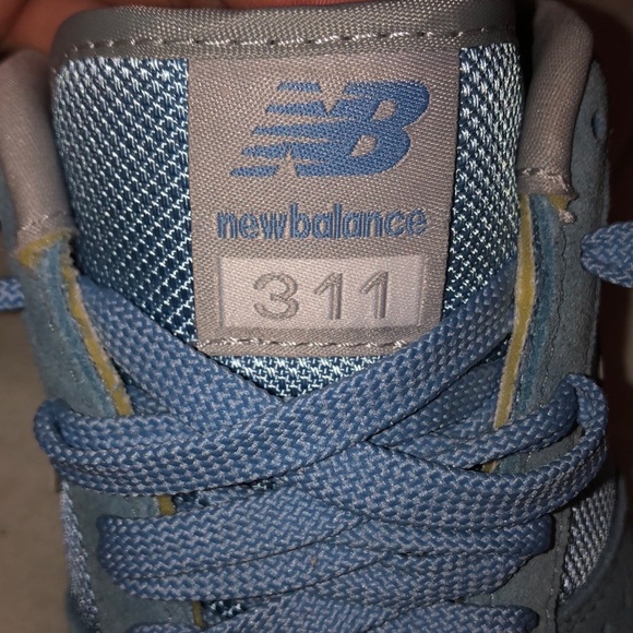 New Balance - Picture 3 of 3